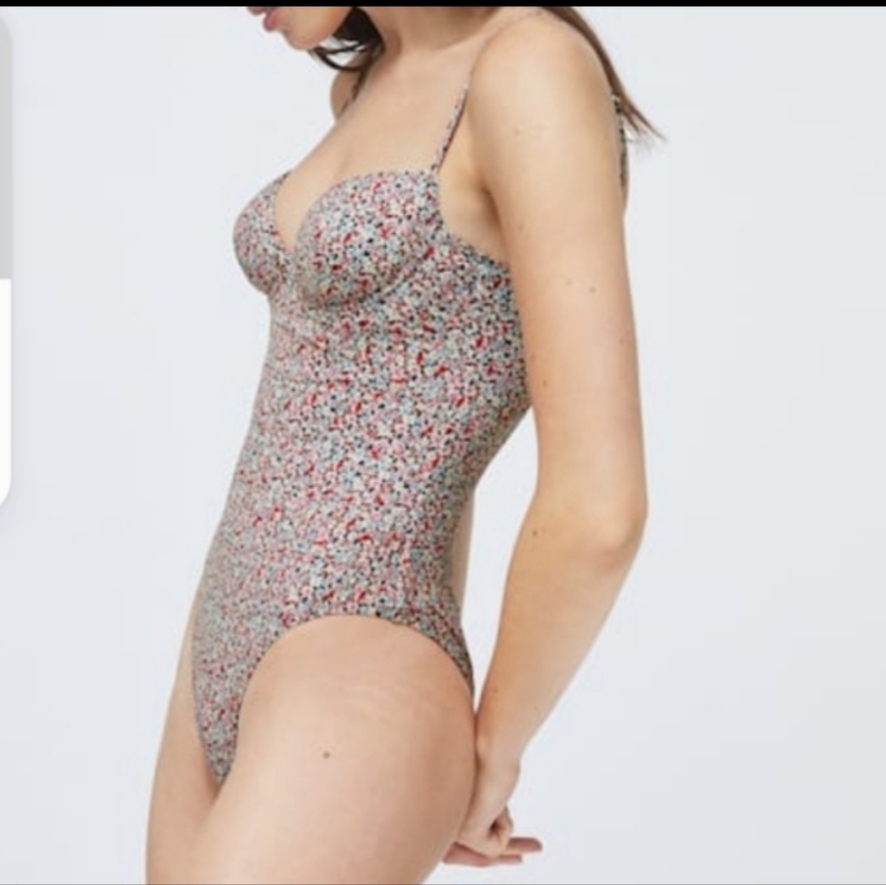 Oysho Ditsy floral underwire swimsuit